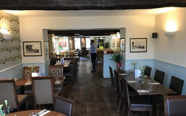 The Black Swan Inn