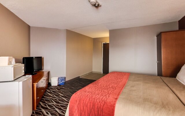 Comfort Inn Oshawa