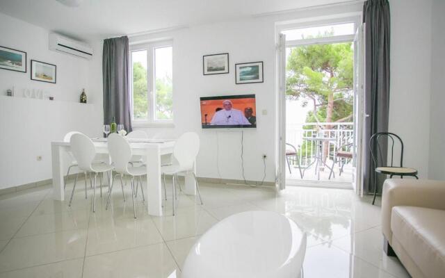 Sesar Apartments Krk - No. 3 Cvita