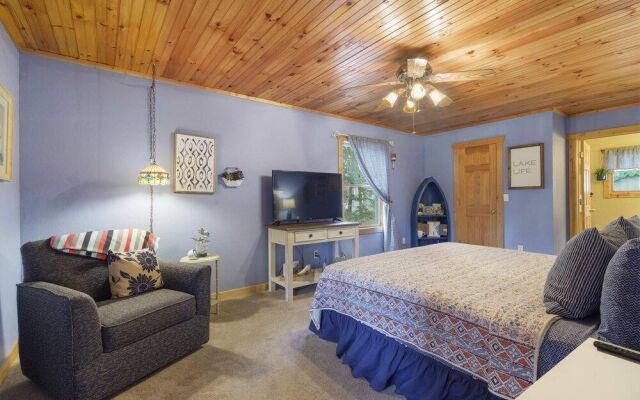 Cabin in the Cove