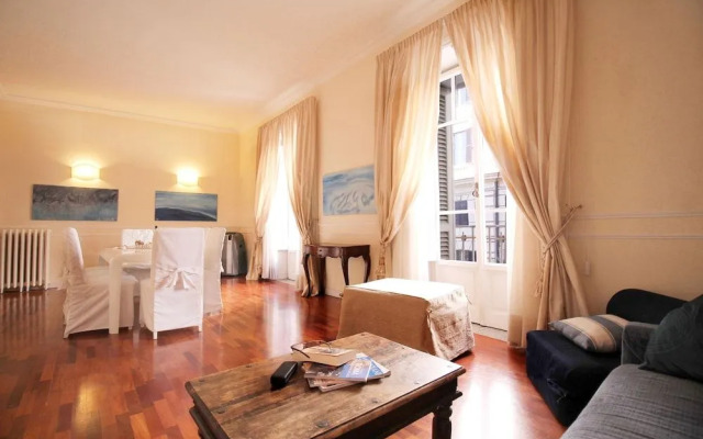 Prestigious Family Apt near St. Peter