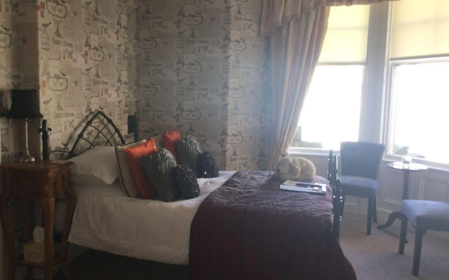 Plas Llwyd Guest House