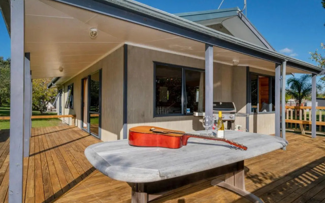 Our Escape - Matarangi Holiday Home