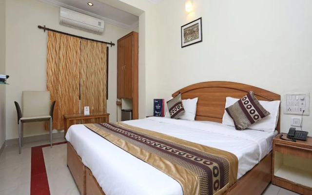 OYO 11307 Hotel Satya Villas