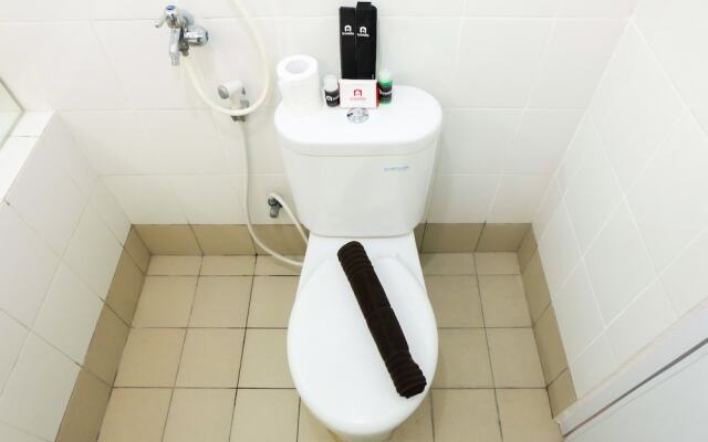 2Br Bassura City Apartment Near Shopping Mall