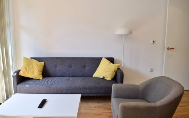 Stylish 1 Bedroom Flat In Amazing Location