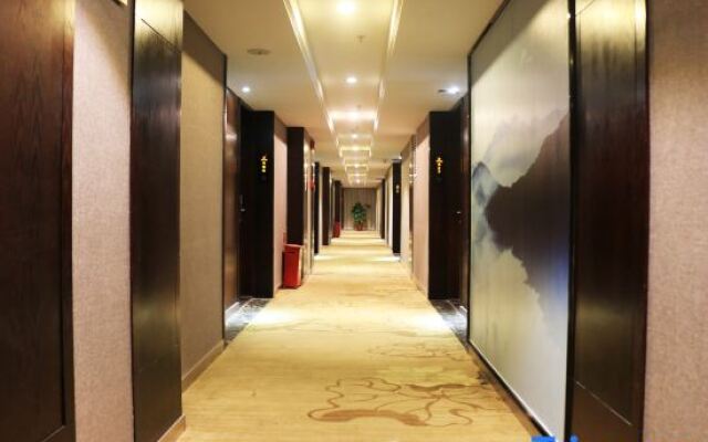 Yoyo Hotel (Zhongshan Bus Terminal)