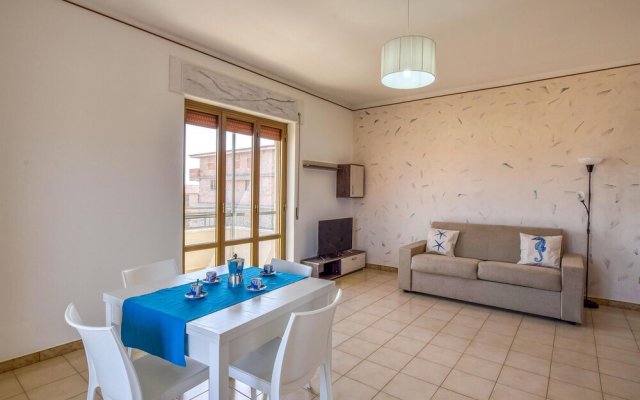 Beautiful Apartment in Marina DI Stringoli With Wifi and 2 Bedrooms