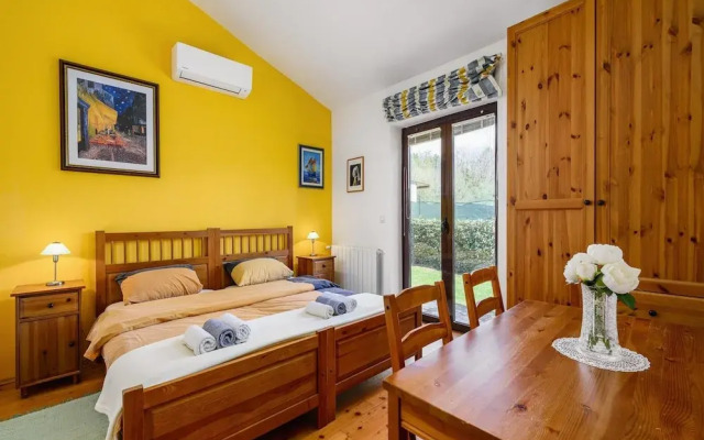 Villa in Visnjan With Private Heated Pool