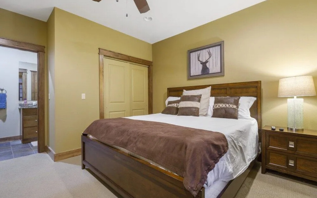 Taneycomo Retreat - Lakefront Condo