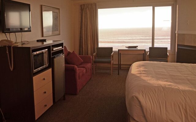 Sailor Jack's Oceanfront Inn