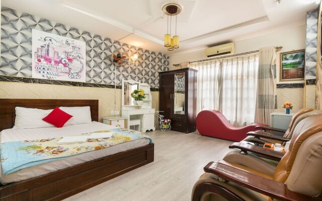 OYO 885 Ngoc Thinh Hotel