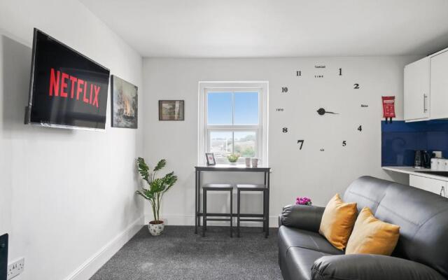 Sunshine Serviced Apartments by Happy Sunshine Stay