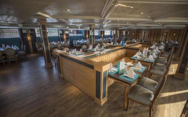 MS Semiramis II Nile Cruise, from Luxor or Aswan