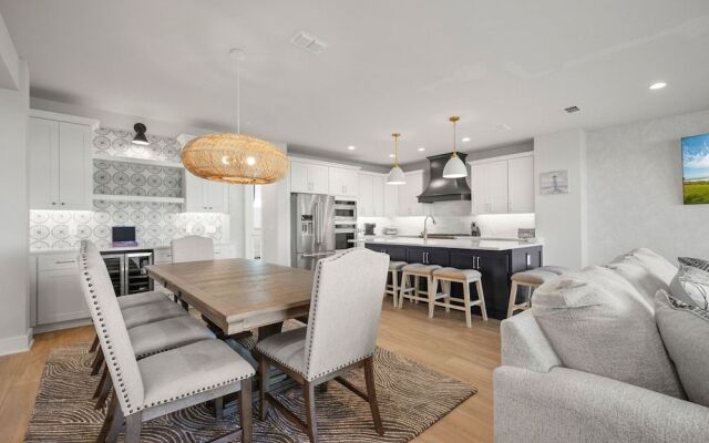 98611ssurfviewmanpcwh - Surfview Paradise Manor