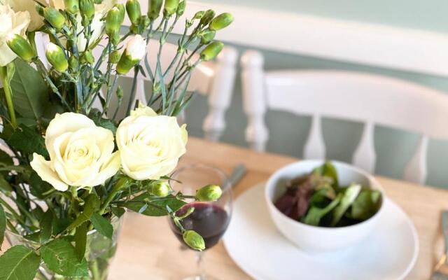 6 Coastguard Cottages, Aldeburgh