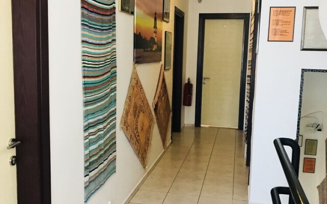 Cam Otel