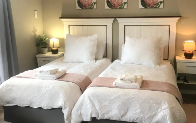 Langebaan Golf Studio B1 - Langebaan Golf Estate