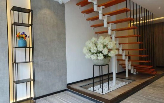 Orchid Hotel