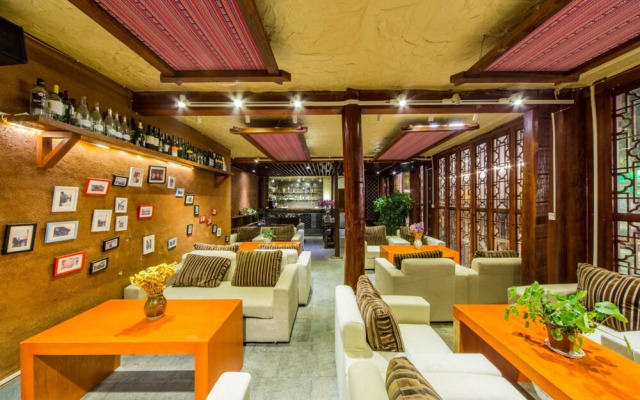Lijiang Bairui Vacation Hotel