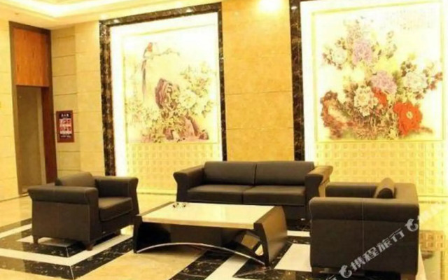Harbor Holiday Hotel (Maoming High speed Railway Station Wenming Middle Road Branch)