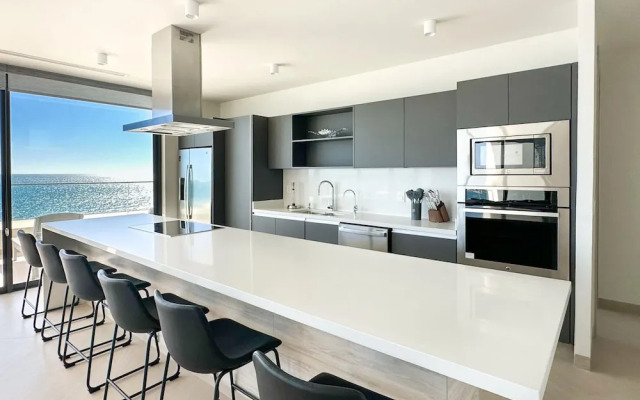 Brand New 6 Bedroom Penthouse