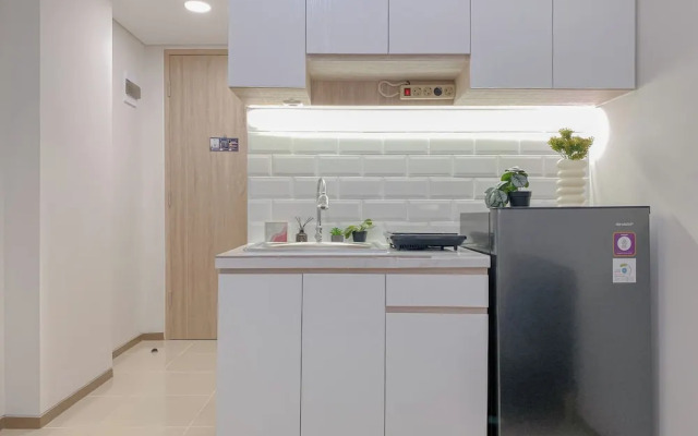 Best Deal And Homey Studio At Meikarta Apartment