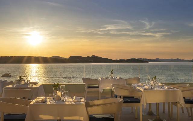 President Hotel, Valamar Collection