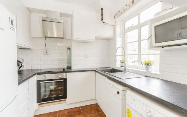 Luxury Baker Street Apartment