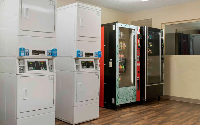 Extended Stay America Suites Detroit Madison Heights