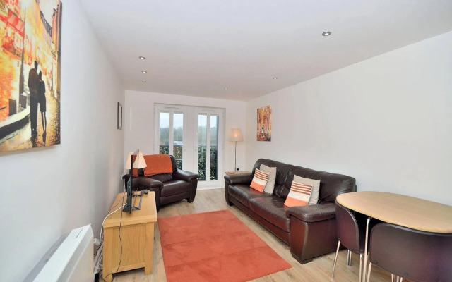 Racecourse Serviced Apartments