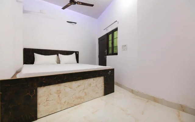 Hotel Lucky by OYO Rooms