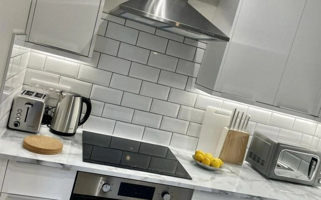 No 73 Aparthotel by condokeeper