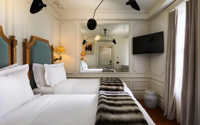 The Marlton Hotel