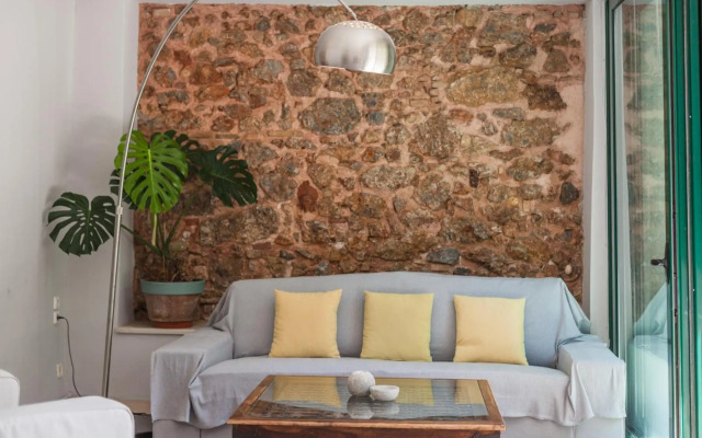 Athenian Yard Near Acropolis