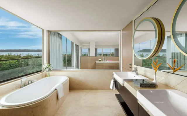Vivanta Goa, Miramar