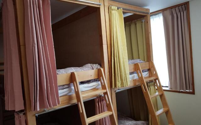 Guesthouse ZINK - Hostel