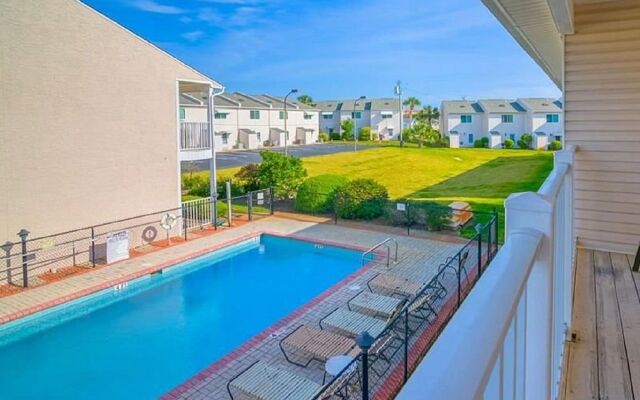 Woodland Shores Beach Resort by Panhandle Getaways