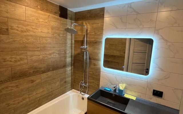 Апартаменты на проспекте Николая Ермакова