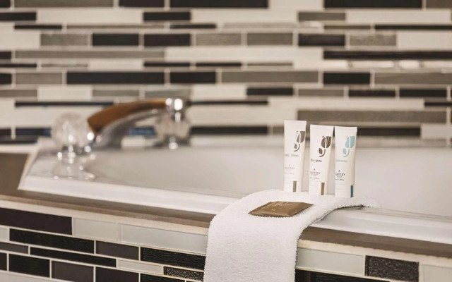 Country Inn & Suites by Radisson, Georgetown, KY