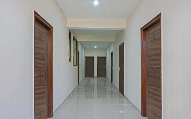 OYO 37169 Hotel Quadis