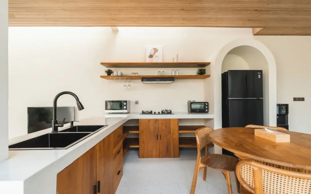 Copper Estate 2 by Alfred in Bali