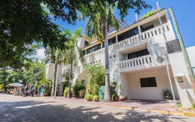 Royal Palms 5 2 Bedroom Condo by RedAwning