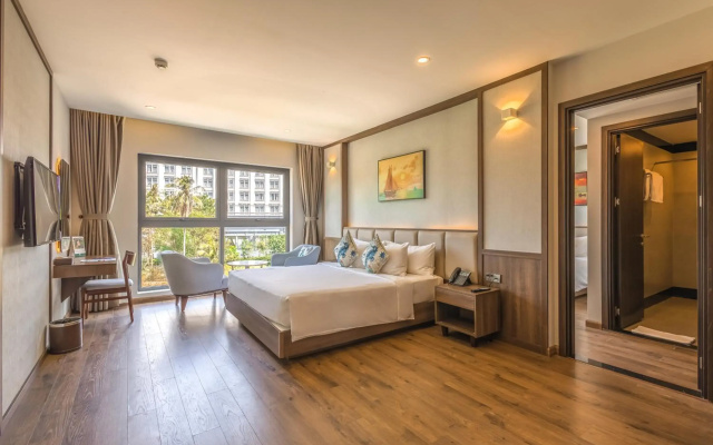 Sunset Beach Resort & Spa- Beachfront Pirate Fire Show – Guest Rooms – Phu Quoc