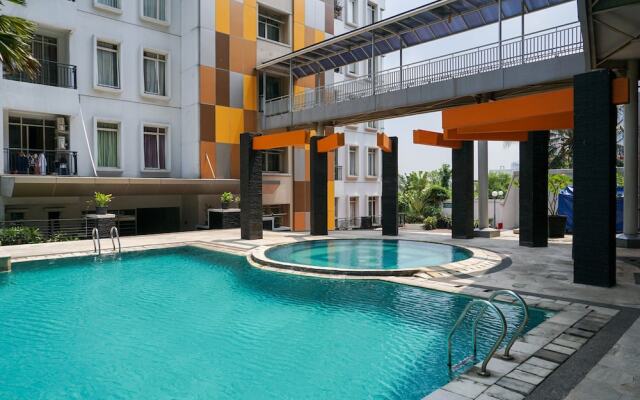 Comfy 2br with Sofa Bed at Gardenia Boulevard Apartment
