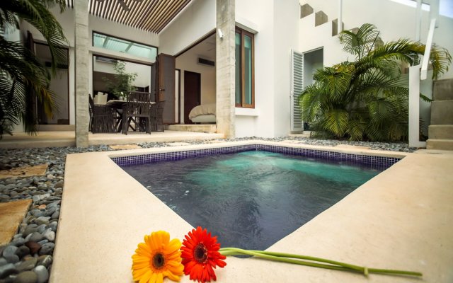 Mayan Family Townhome A6 by Gate48
