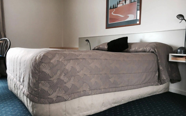 Blue Peaks Lodge