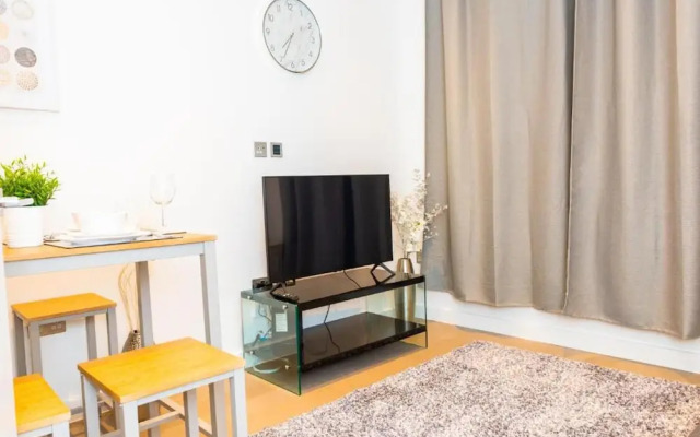 St Albans- High Street-business-leisure