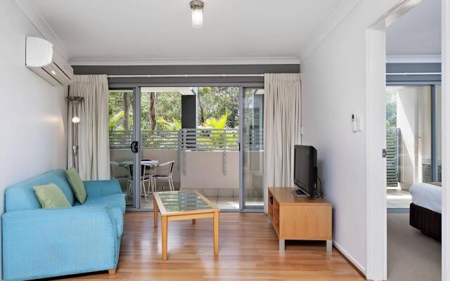 Shoal Bay Beachclub Apartments