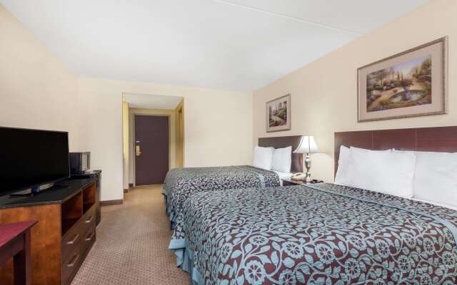 Days Inn by Wyndham Indianapolis Northeast